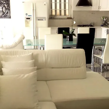 Hotel 5 Bedrooms At 100 M Away From The With Sea View Private Pool And Enclosed Garden
