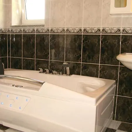 Hotel 5 Bedrooms At 100 M Away From The With Sea View Private Pool And Enclosed Garden Jadranovo